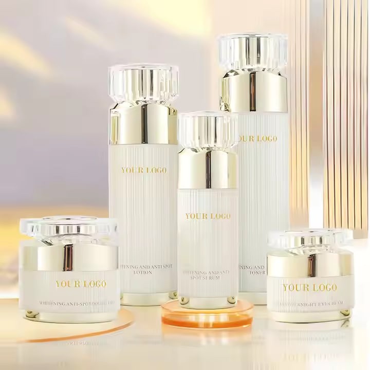 Private Label Anti-Oxidant Face Care Skin Care Set Includes Face Cream Mask Serum Toner Lotion for Spot Lightening Whitening