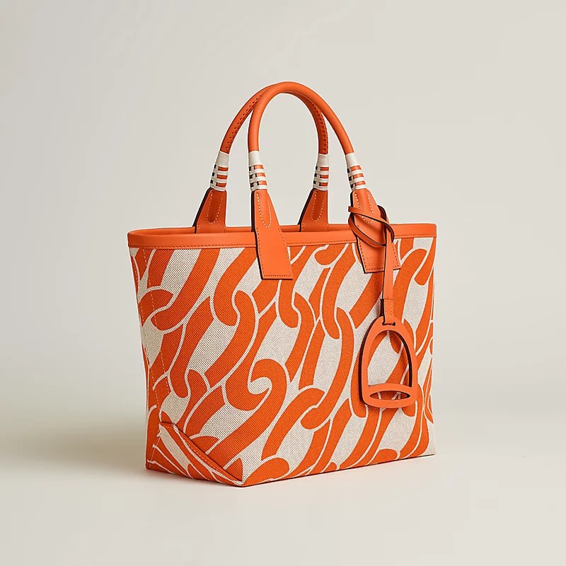 Steeple 25 bag