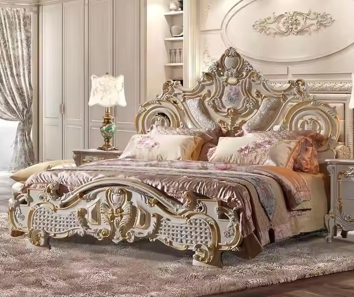 European Style Solid Wood Carving Classical Bedroom Furniture Set