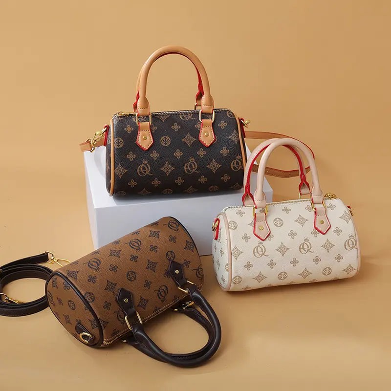 New Fashionable Boston Handbag Printed PU Leather Women's Party Versatile Shoulder Crossbody Bag with Letter Decoration