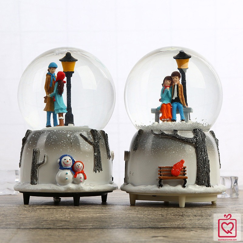 Globe Music Box - Snow of Love