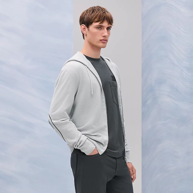 Cashmere "Maillon Chaine d'Ancre" hooded jacket