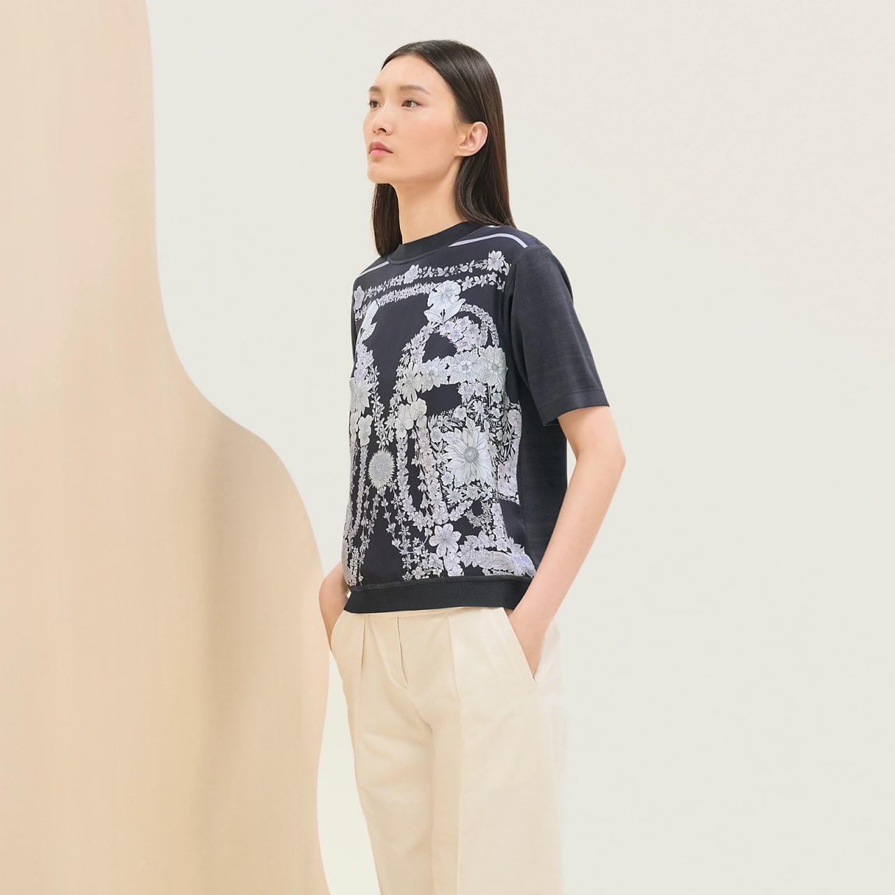 "Brides de Gala en Fleurs" short-sleeve twillaine sweater