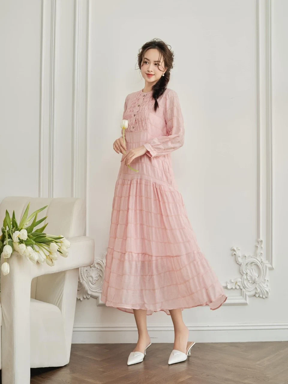 Hoi Vu - Hana dress with low waist and pleated chest, Baby Pink