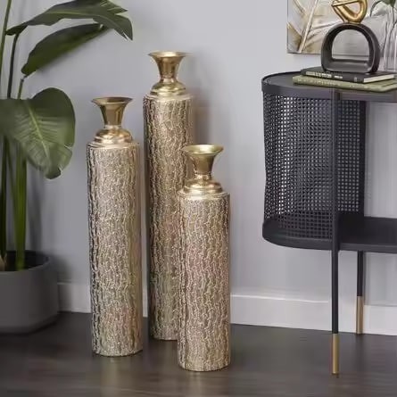 Modern Designer Metal Iron Flower Vase for Home and Garden Decor Unique Custom Logo for Wedding Decoration